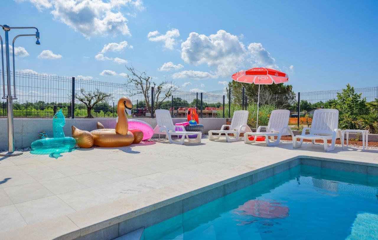 Apartmani Lucija Poreč Extérieur photo