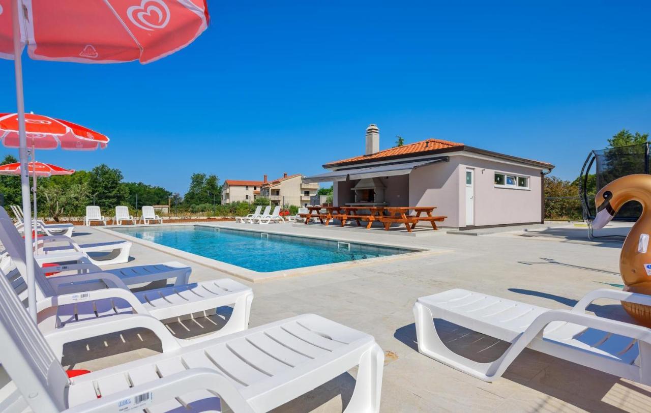 Apartmani Lucija Poreč Extérieur photo