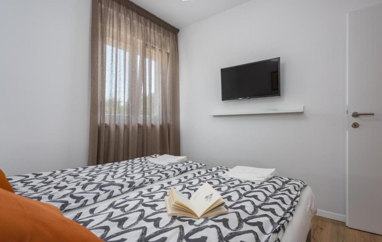 Apartmani Lucija Poreč Extérieur photo