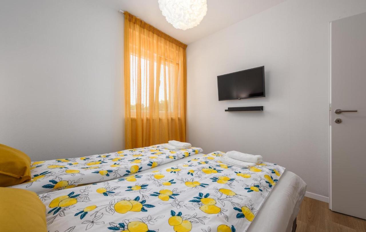 Apartmani Lucija Poreč Extérieur photo