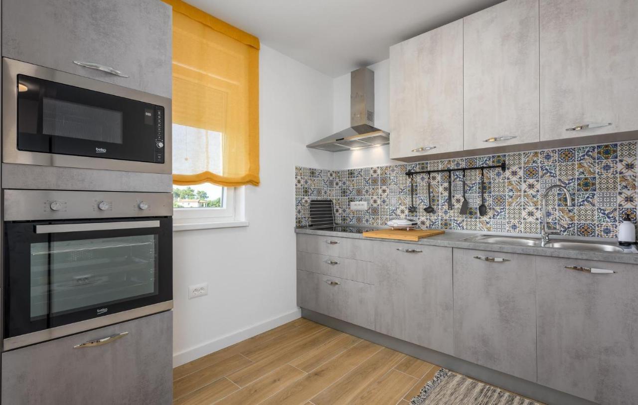 Apartmani Lucija Poreč Extérieur photo