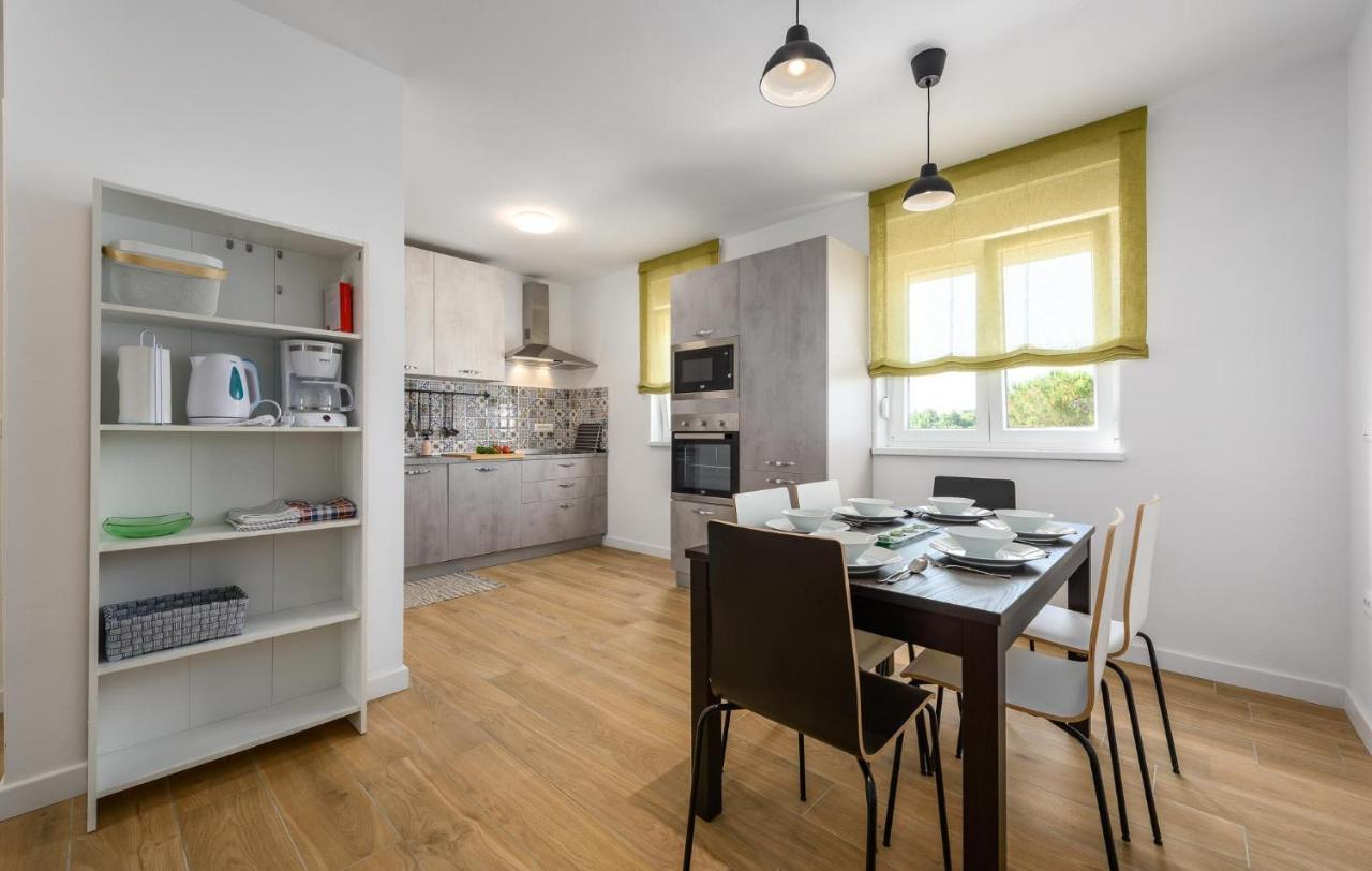 Apartmani Lucija Poreč Extérieur photo