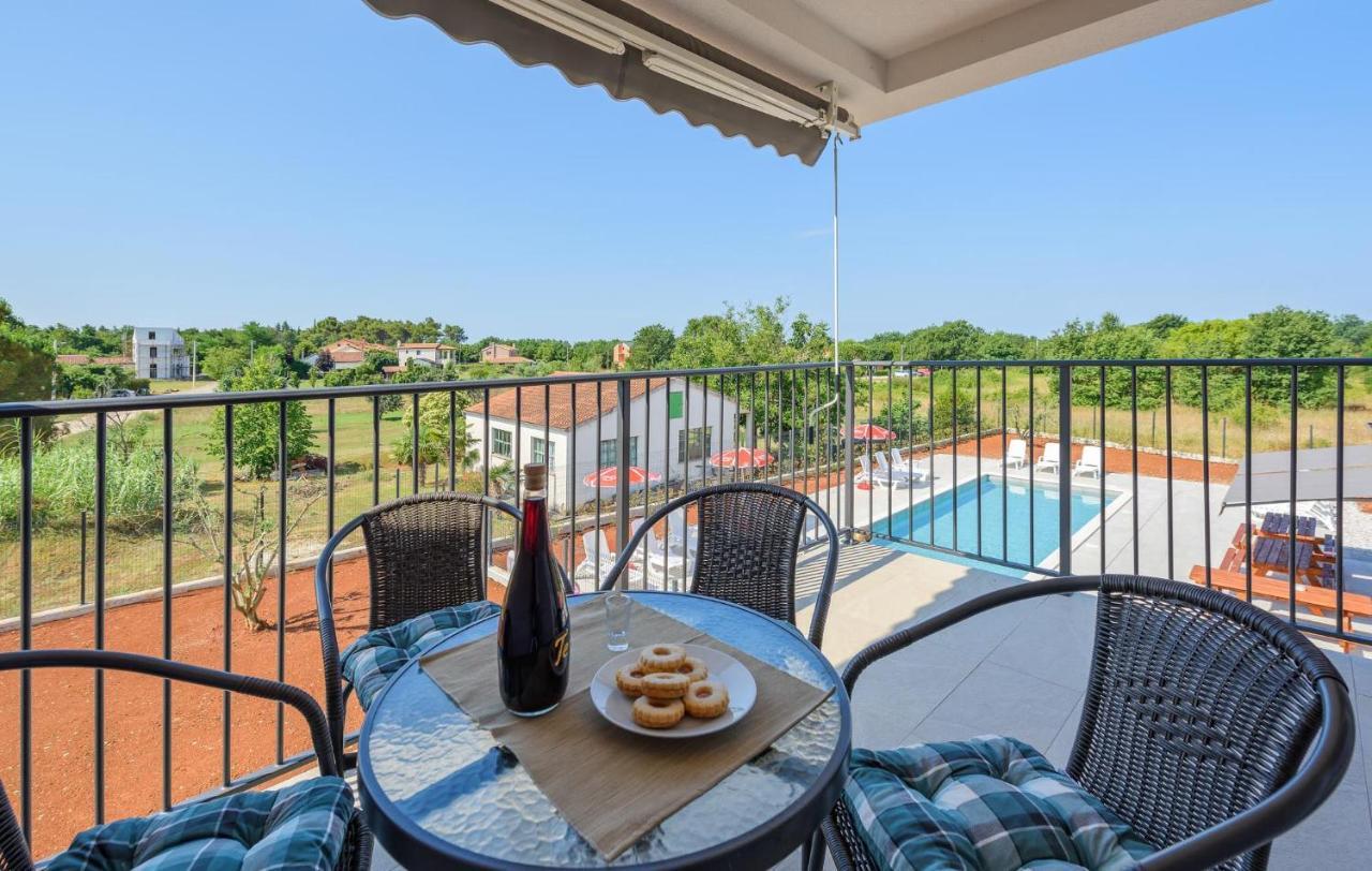 Apartmani Lucija Poreč Extérieur photo