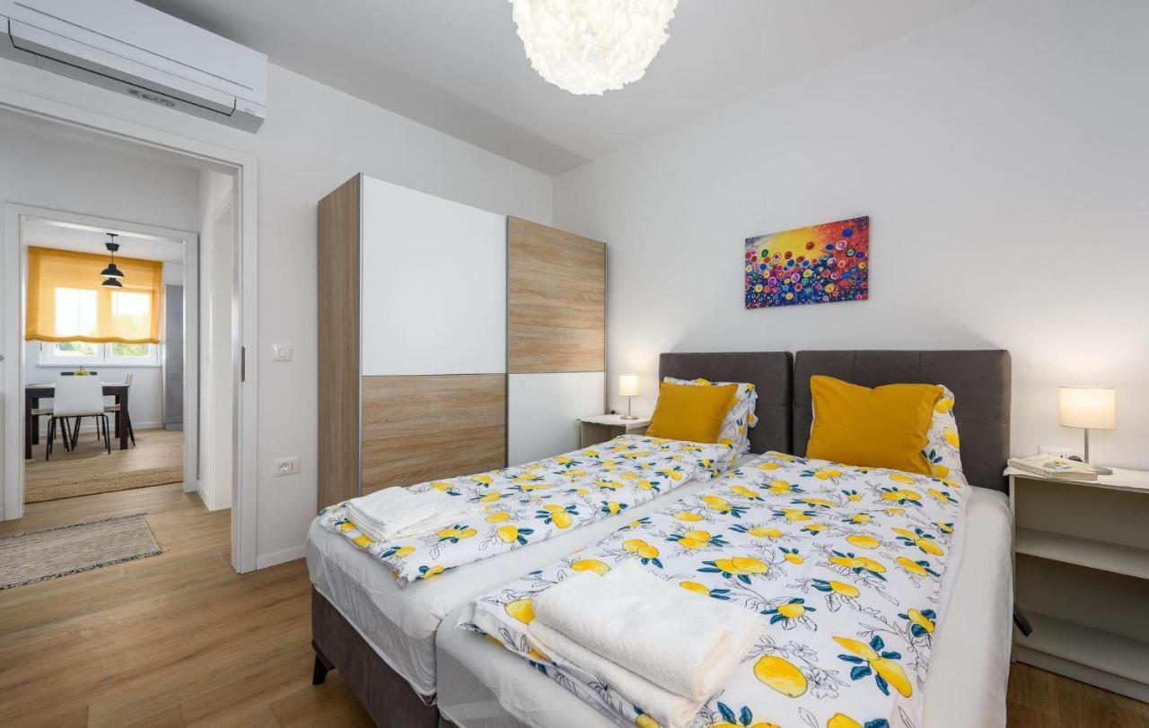 Apartmani Lucija Poreč Extérieur photo