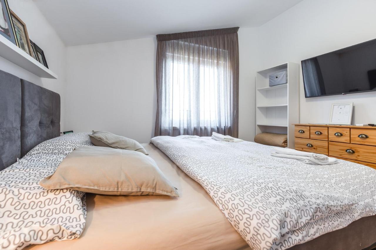 Apartmani Lucija Poreč Extérieur photo